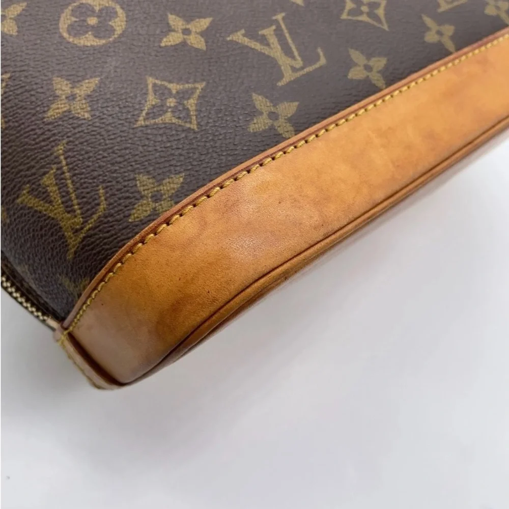 Louis Vuitton CLASSIC Alma Monogram Handbag M51130, Authentic, with dust bag - Picture 7 of 16